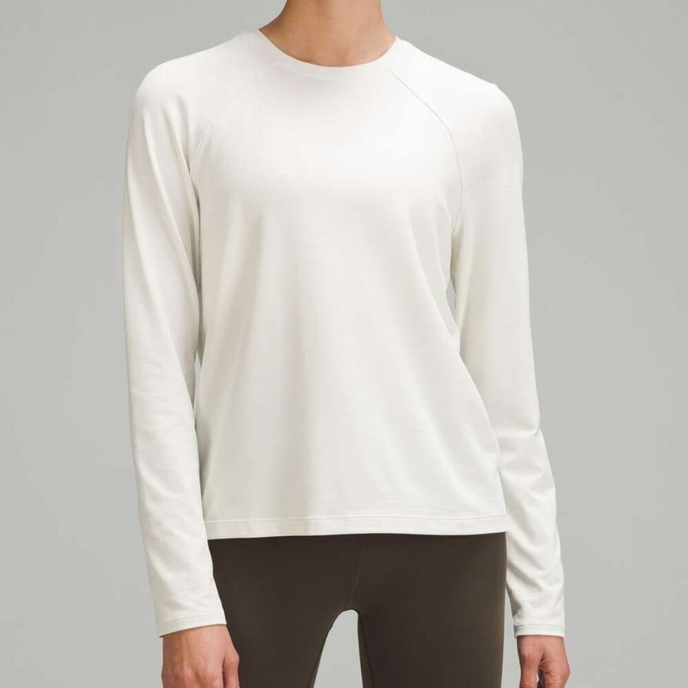 lululemon License to Train Classic Fit Long Sleeve Shirt Heathered Bone Size 6